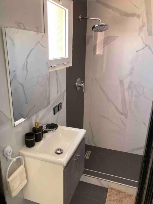 Apartment Design 3 Bedroom Hivernage Gueliz Marrakech K13 マラケシュ エクステリア 写真